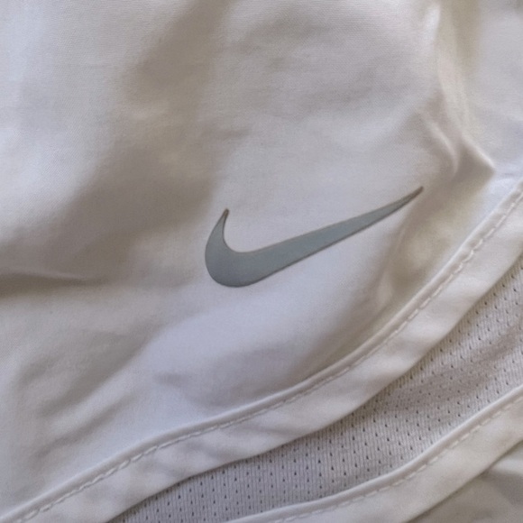 Nike dri fit tempo shorts - Picture 4 of 4